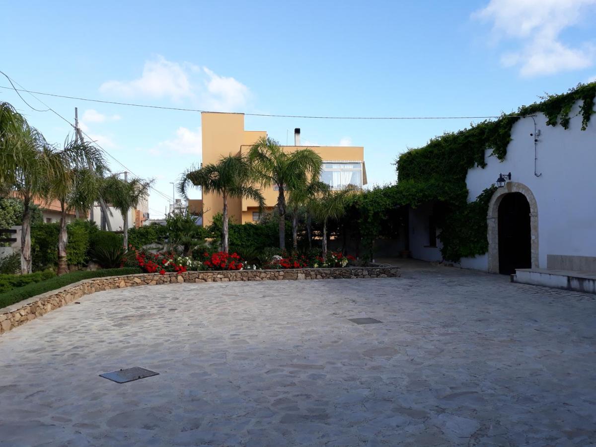 Casa Vacanze ANTICO CASALE Cir 19081 ecc Marsala Exterior foto